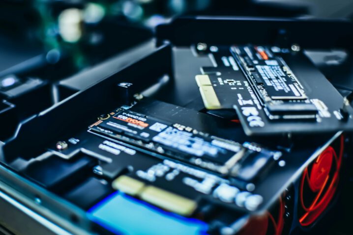Kingston Fury Renegade PCIe 5.0 SSD Shows Mixed Results